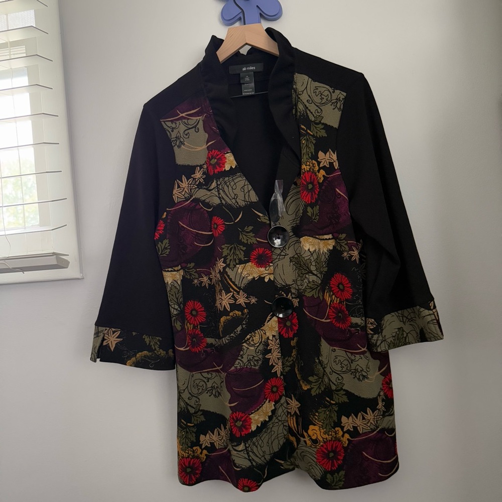 Ali Miles 1X NWOT Floral Art Button Cardigan Relaxed Ruffle Neck Lagenlook Black